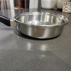 Saladmaster 9in Skillet